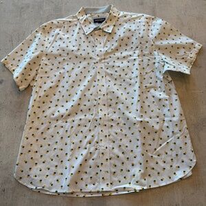 Johnston & Murphy Short Sleeve Dress Shirt w/Pineapples